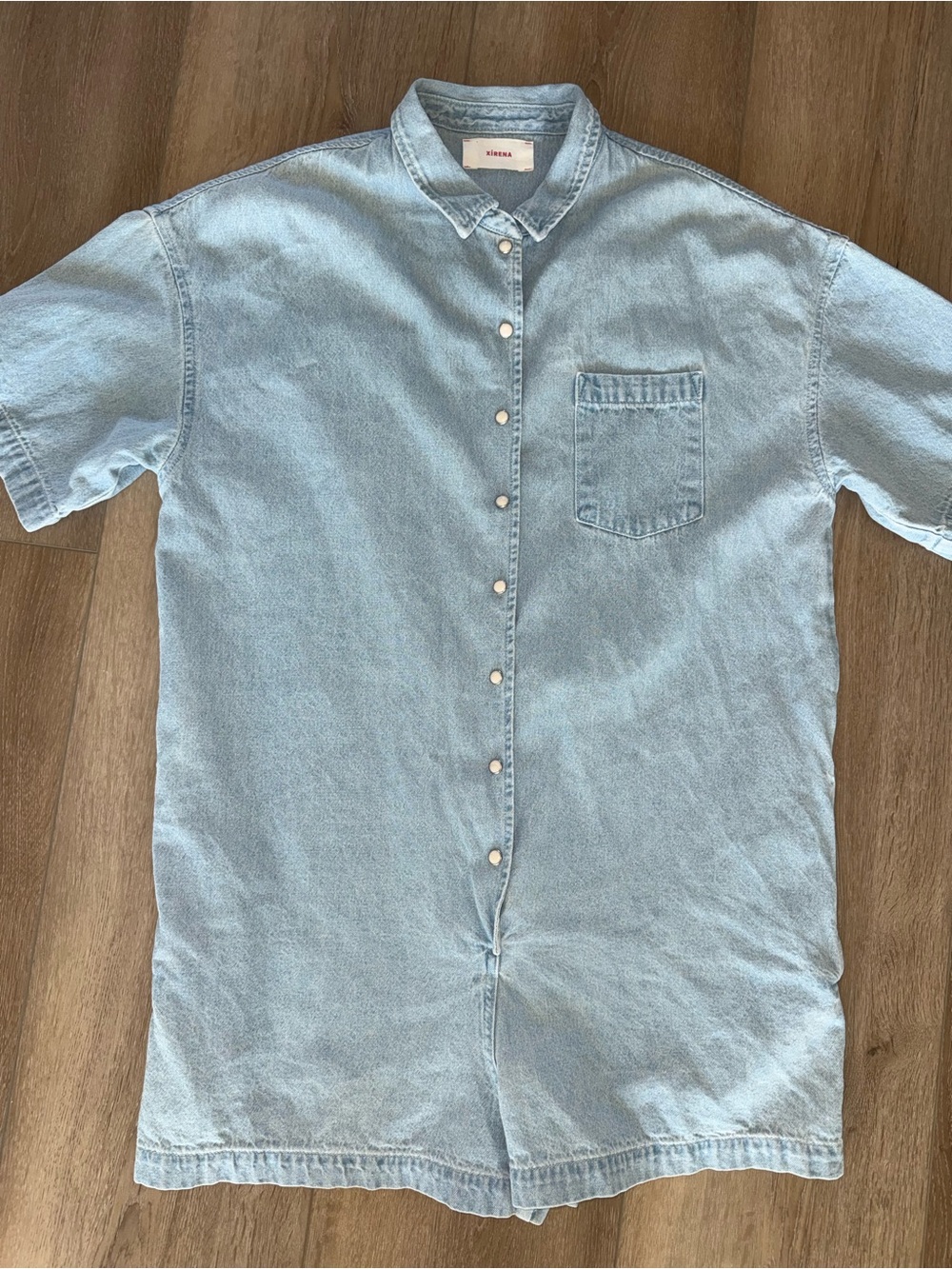 XiRENA Light Blue Chambray Denim Snap Up Romper size Medium M